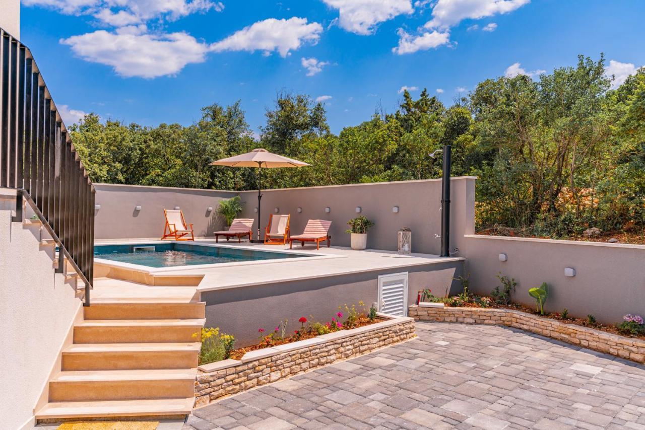 Apartamento Luxury Nest Maretta & Oliva Medvinjak Exterior foto